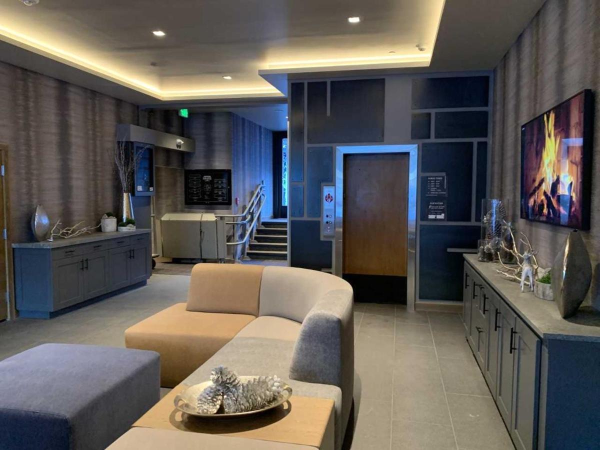 Aspen Square Condominium Hotel Eksteriør billede