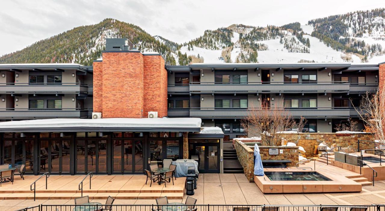 Aspen Square Condominium Hotel Eksteriør billede