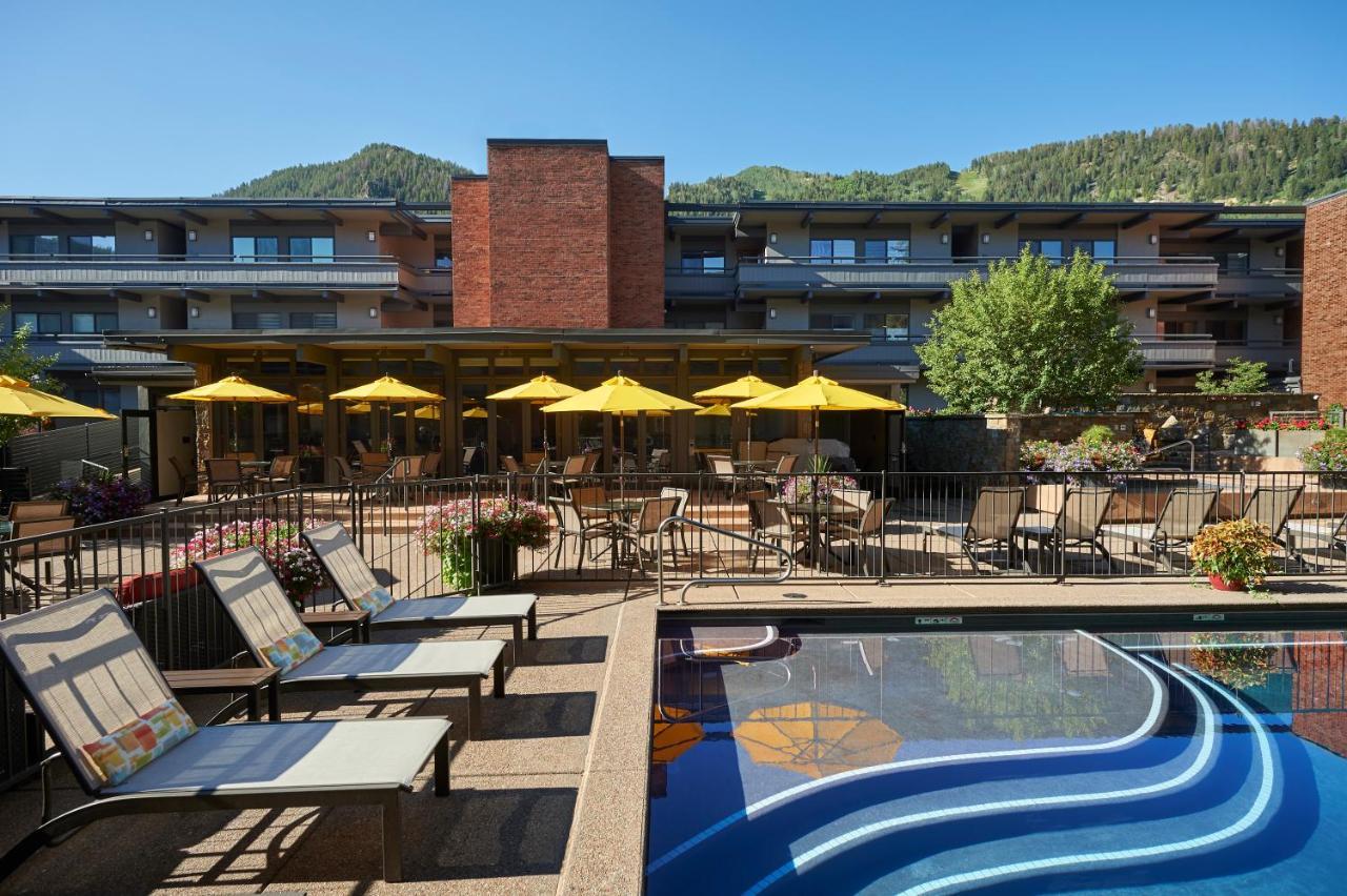 Aspen Square Condominium Hotel Eksteriør billede