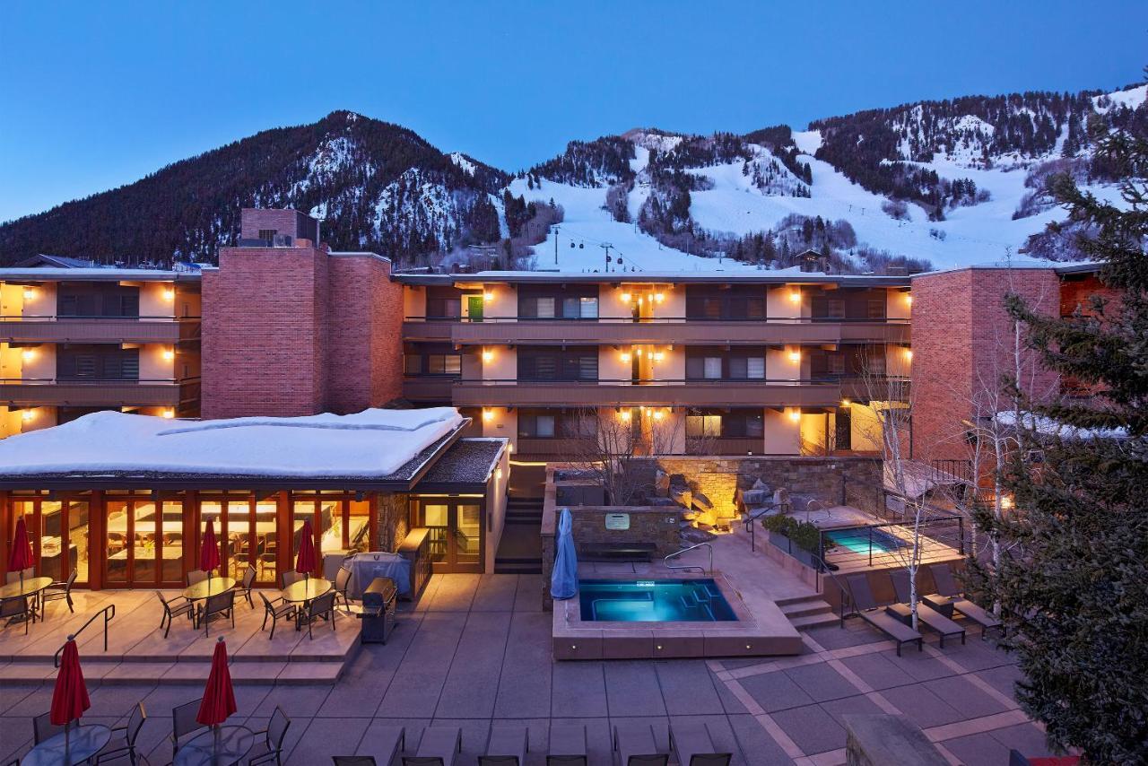 Aspen Square Condominium Hotel Eksteriør billede